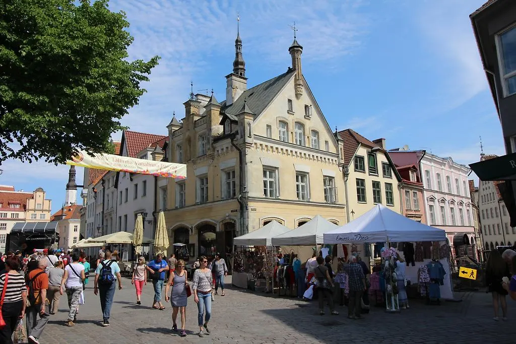 Tallinn City Apartments - Town Hall Square-1