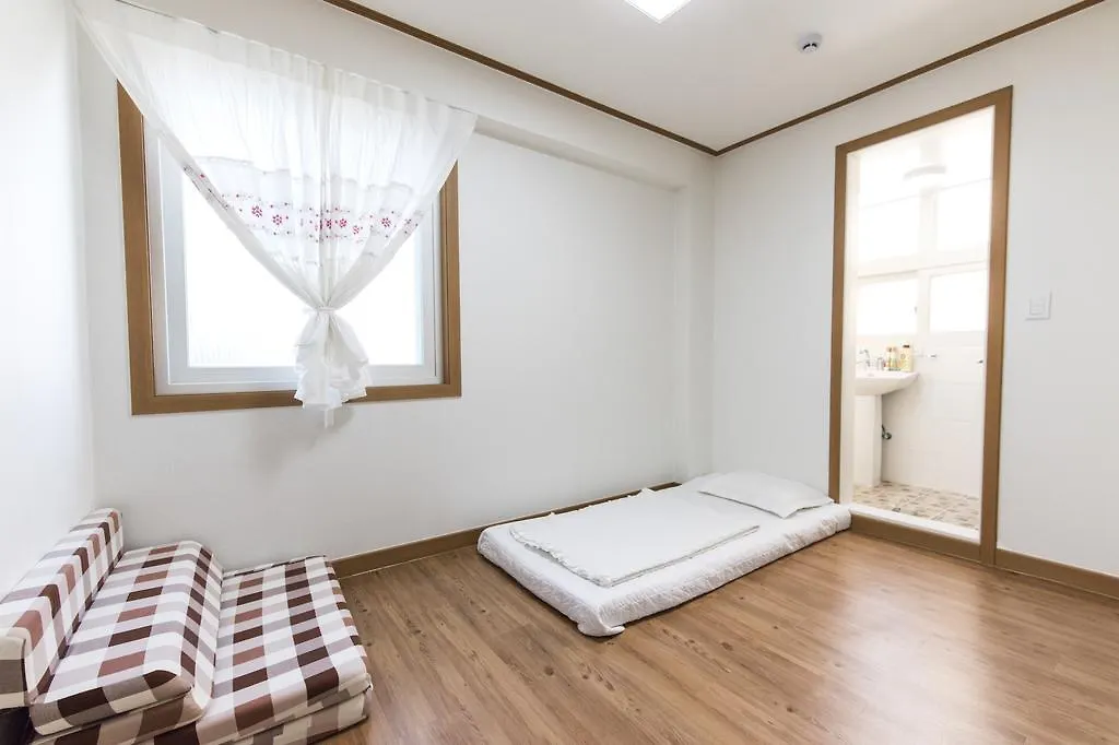 Kory Guesthouse-1