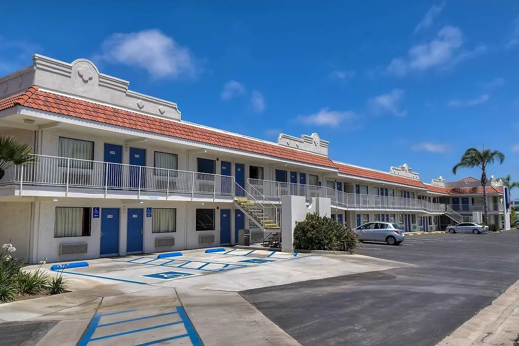Motel 6-Carlsbad, Ca - East Near Legoland-1