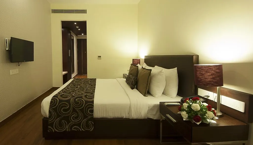 Humble Hotel-1