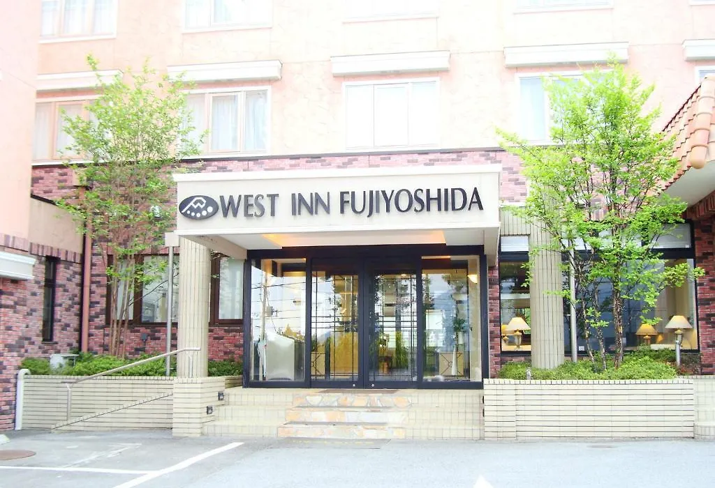 West Inn Fuji-Yoshida-1