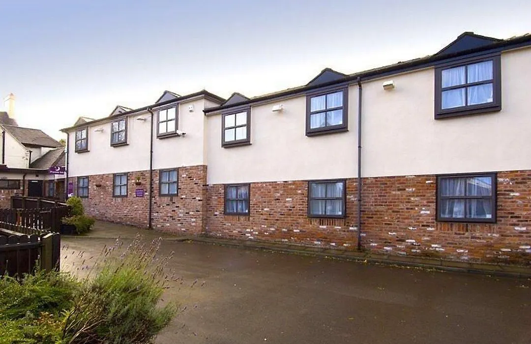 Premier Inn Macclesfield South West-1