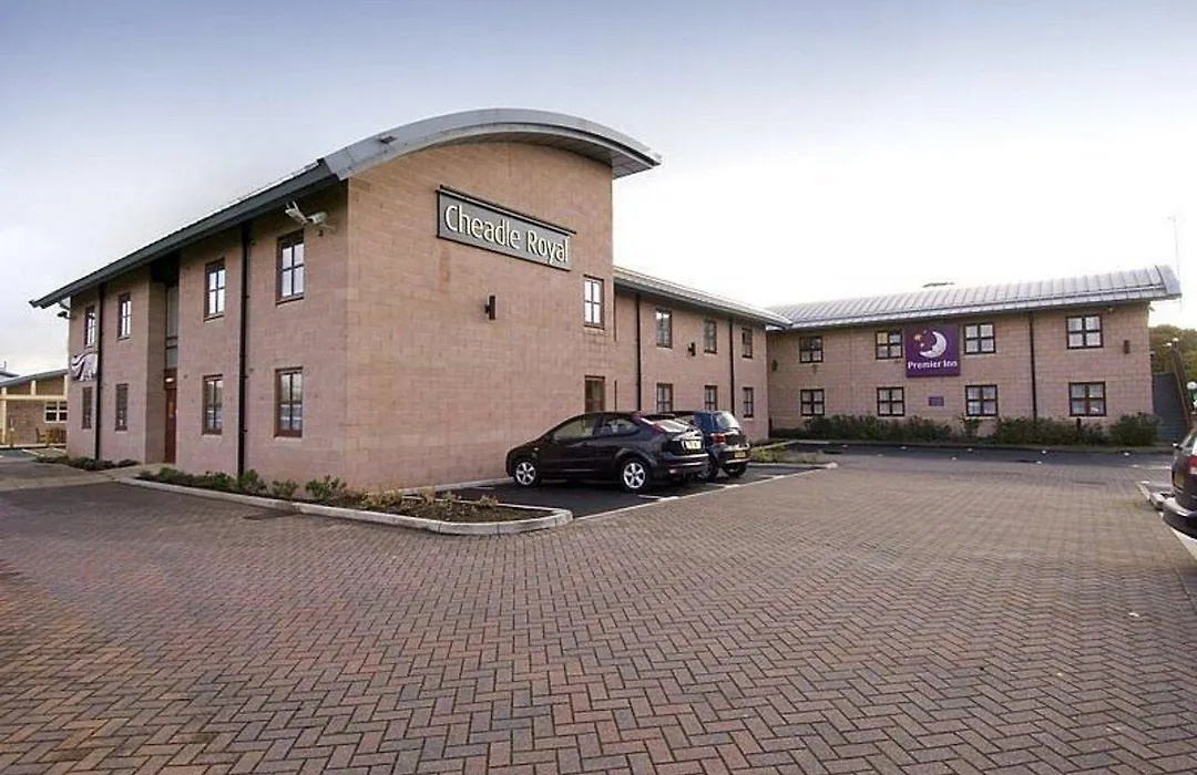 Premier Inn Manchester-1