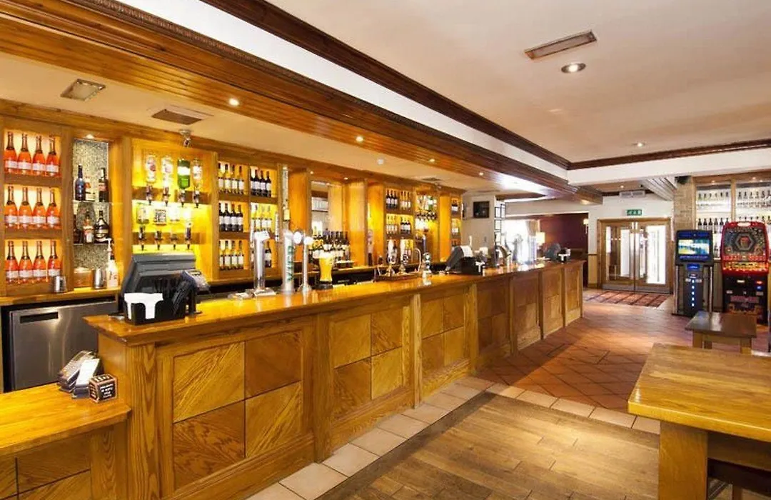 Premier Inn Huddersfield Central-1