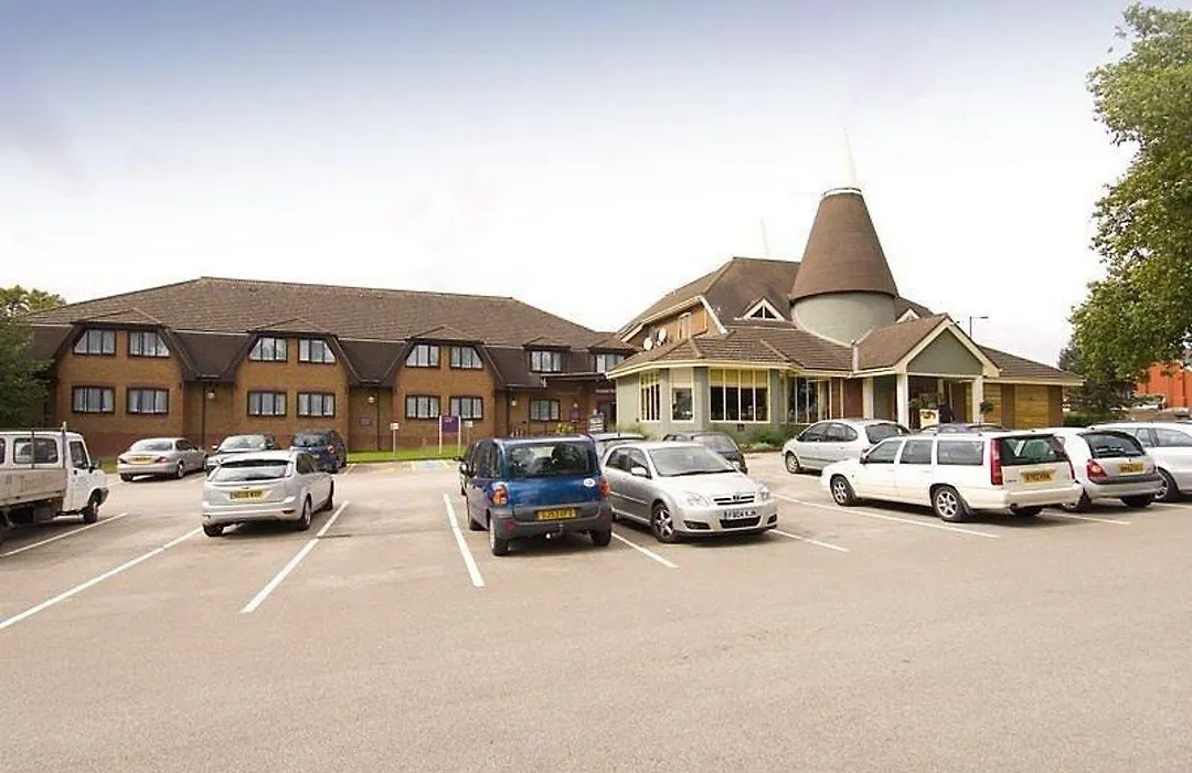 Premier Inn Derby South-1