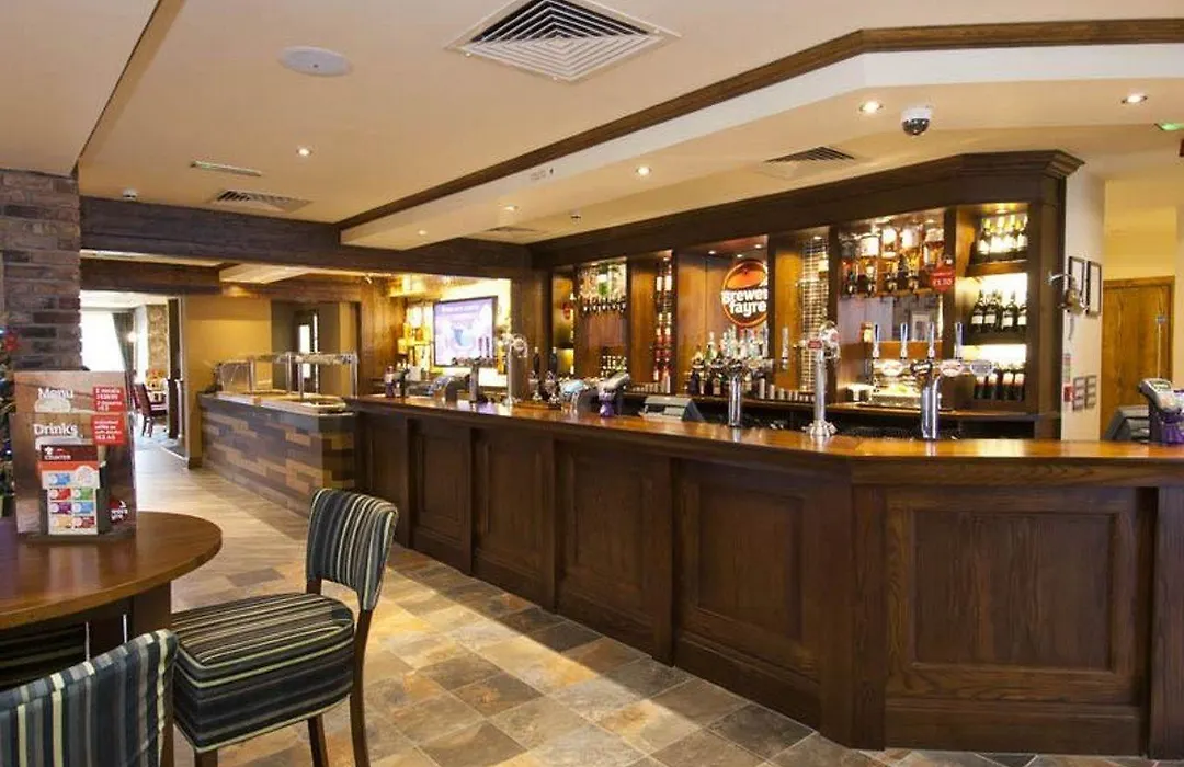 Premier Inn Exeter-1