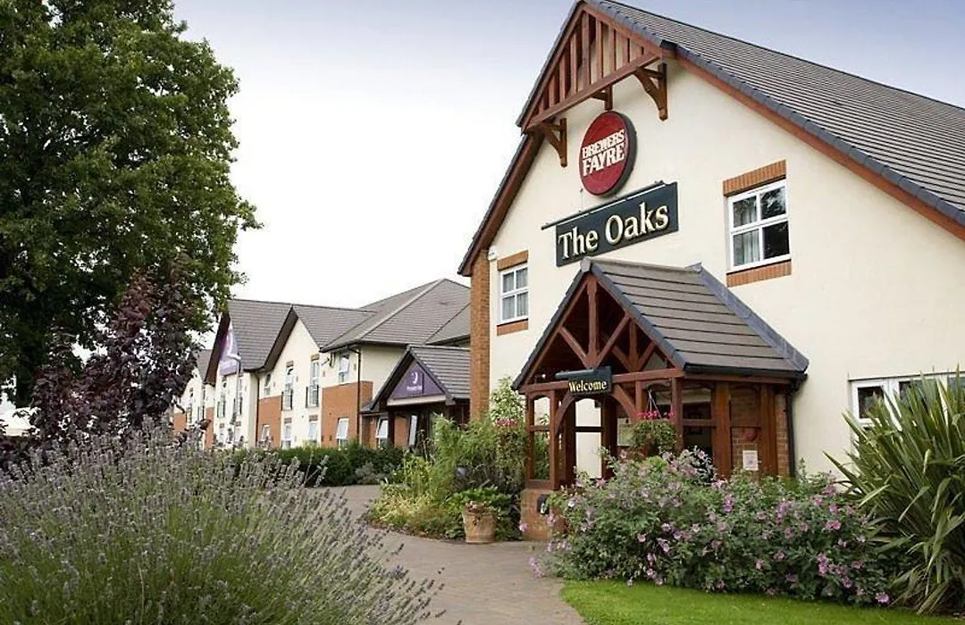 Premier Inn Norwich Airport-1