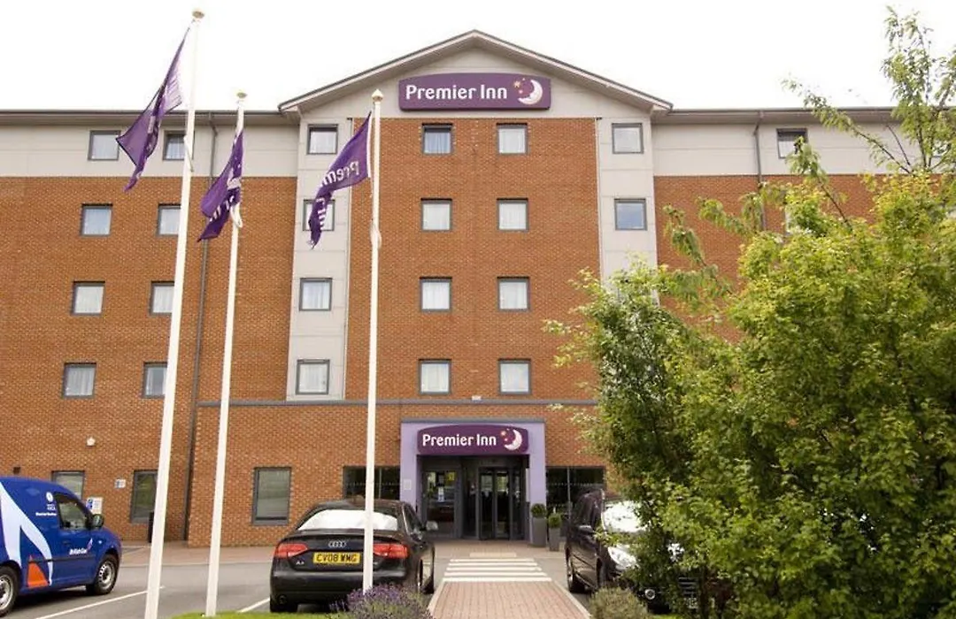 Premier Inn Castleford - Xscape, M62, Jct 32-1