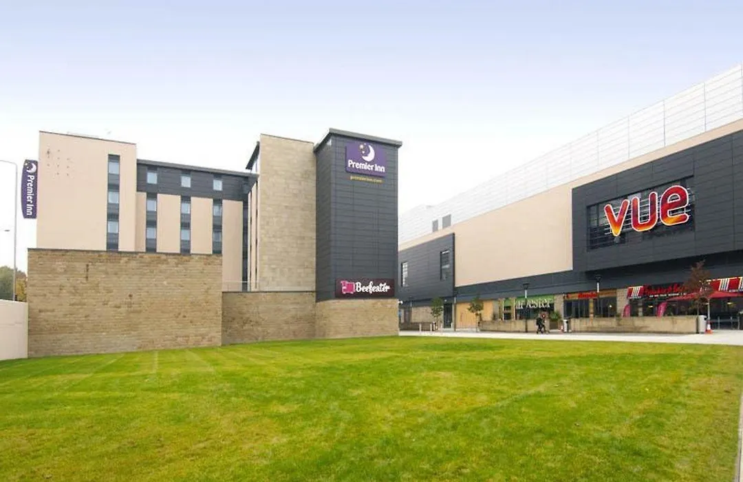 Premier Inn Halifax Town Centre-1