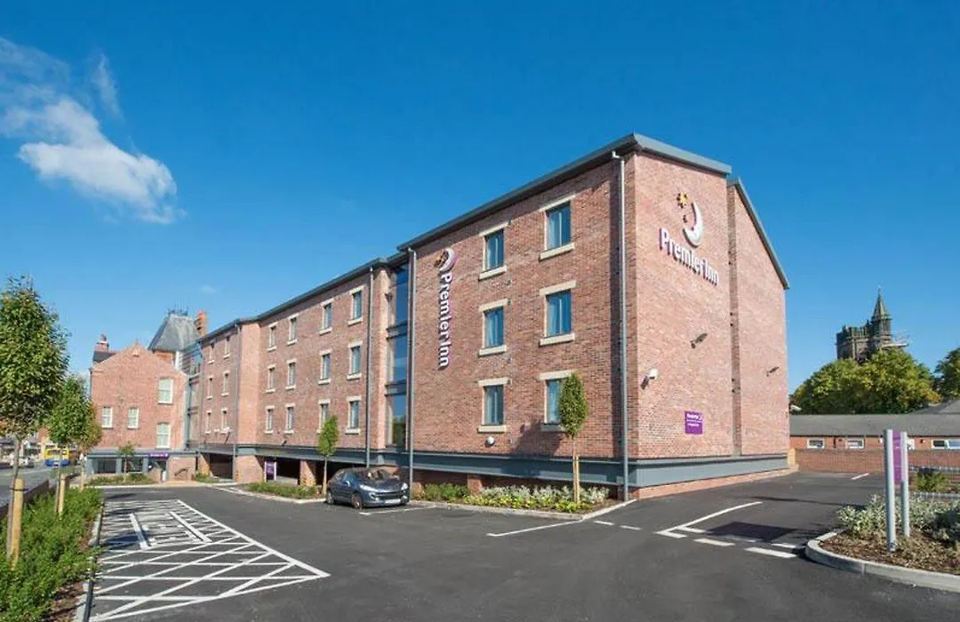 Premier Inn Leek Town Centre-1