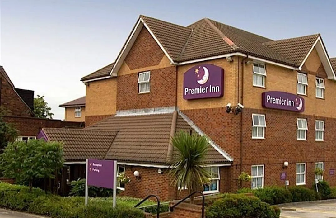 Premier Inn Rotherham East - M18/M1-1
