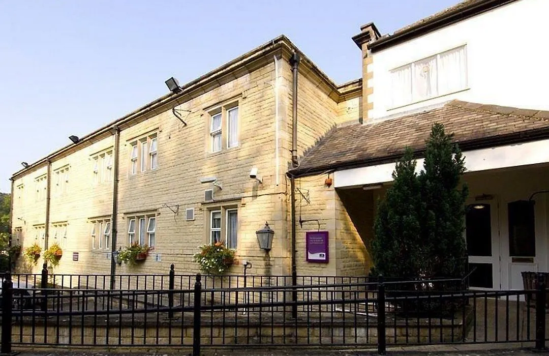 Premier Inn Stroud-1