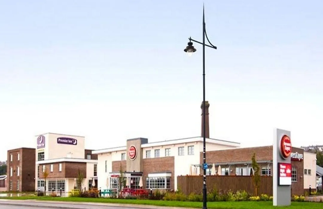 Premier Inn Barry Island-1