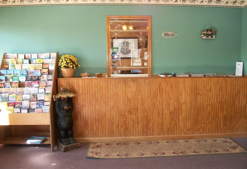 Mohican Little Brown Inn Loudonville-1