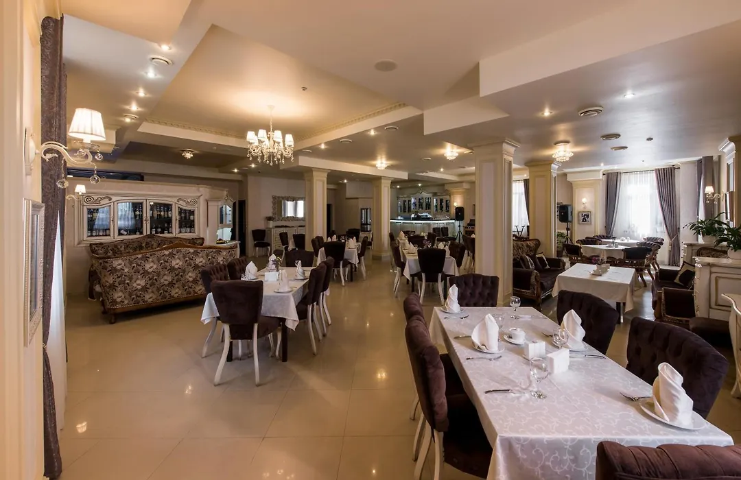 Premium Hotel-1
