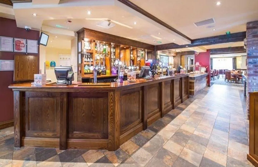 Premier Inn Stourbridge Town Centre-1
