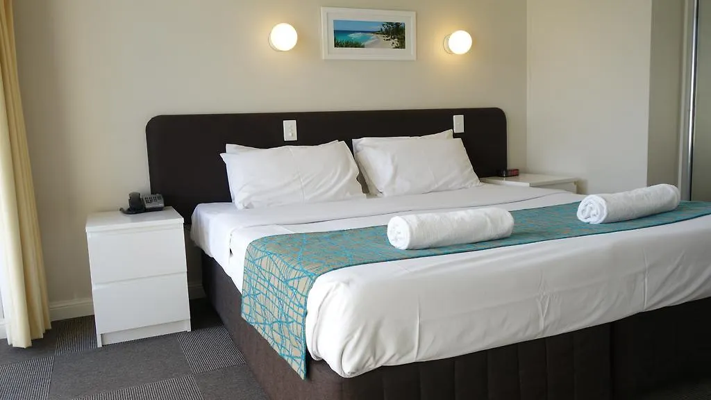 Bombora Resort - Coolangatta-1