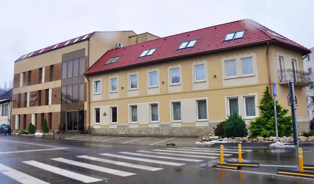 Hotel Rainer-1