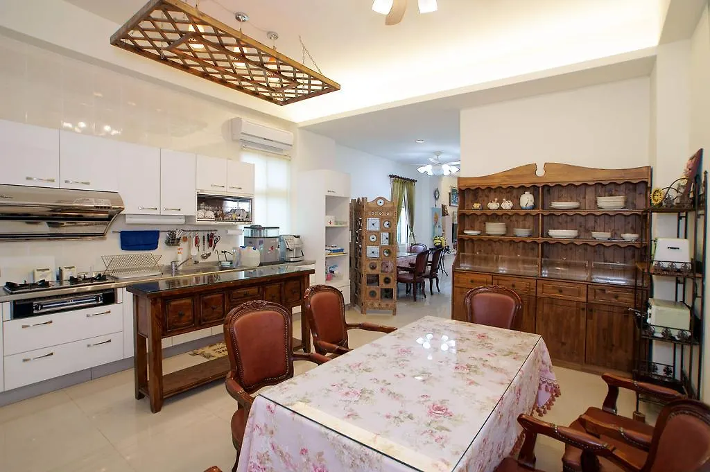 Rose Rider Guesthouse-1