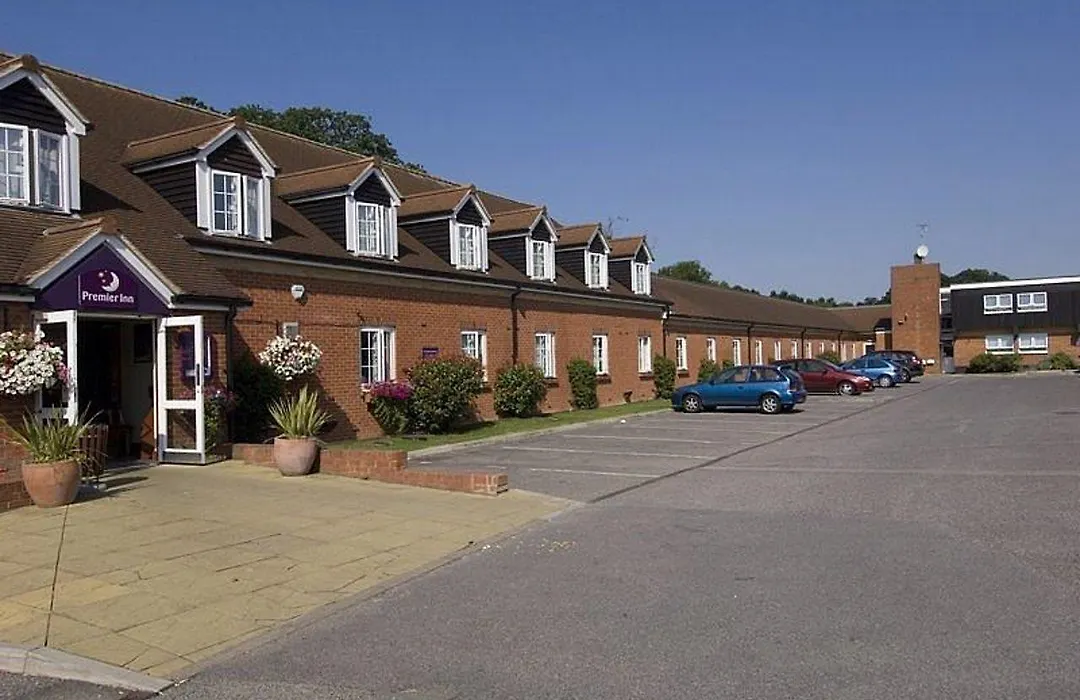 Premier Inn Southampton West-1
