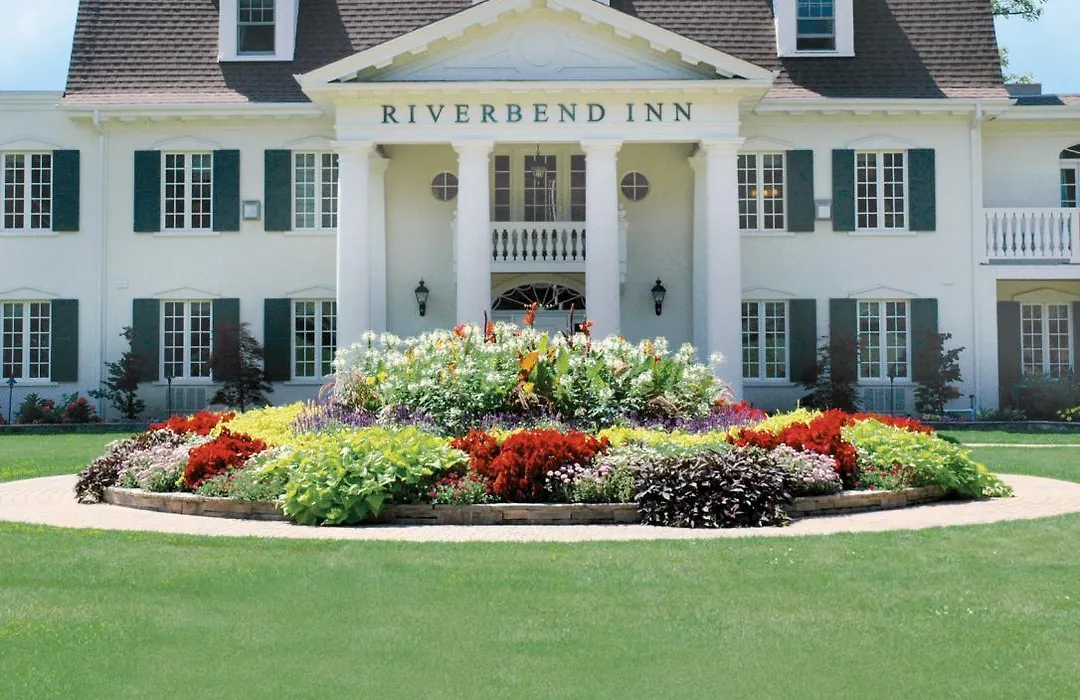 Riverbend Inn & Vineyard-1