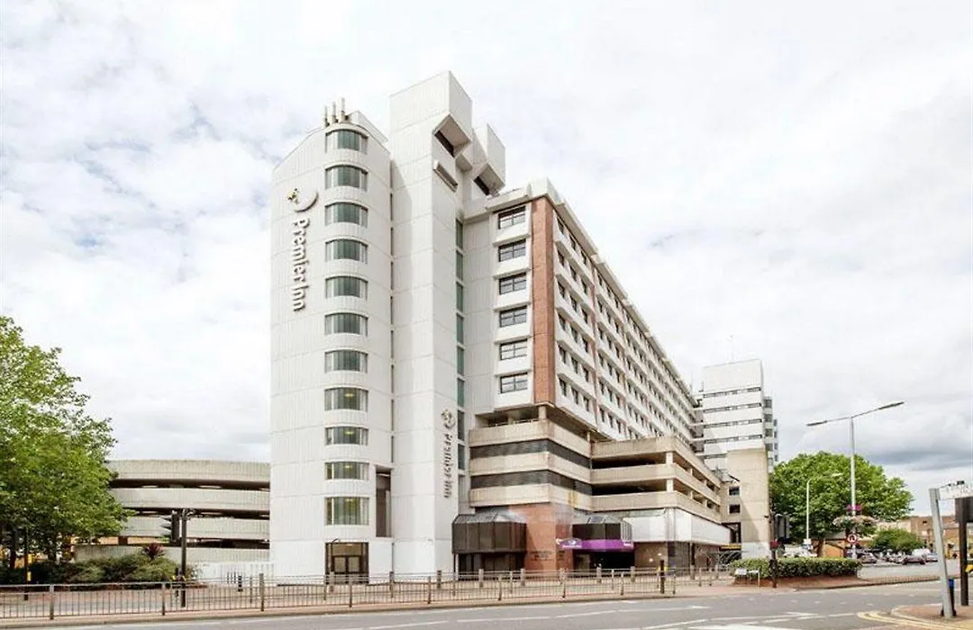 Premier Inn London Kingston Upon Thames-1
