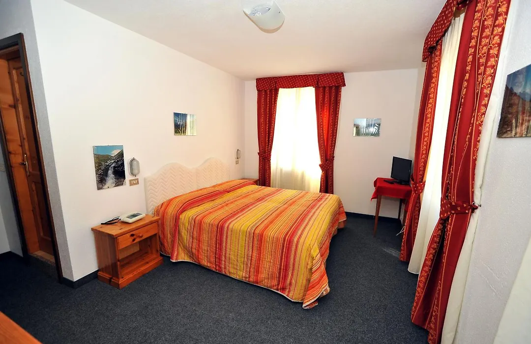 Hotel Capitani-1