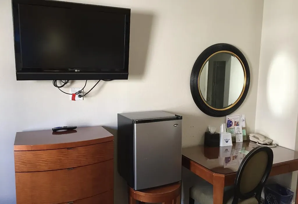 Americas Best Value Inn & Suites - Soma-1