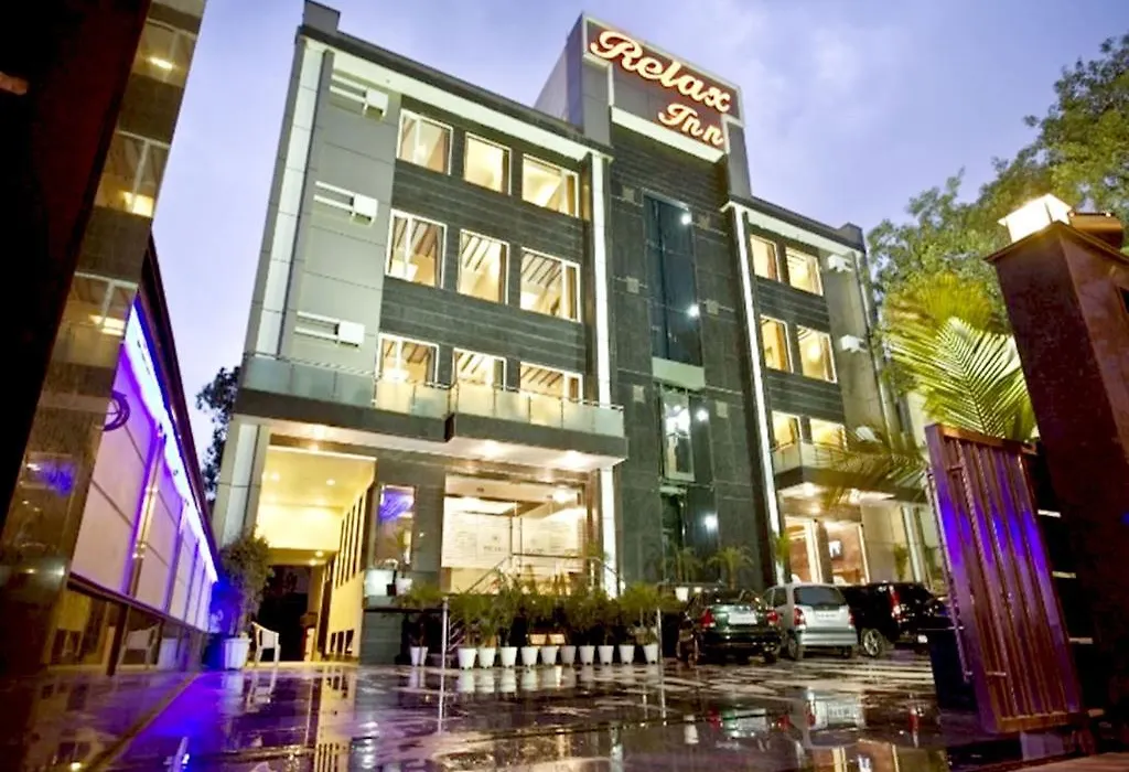 Treebo Premium Relax Inn Patel Nagar-1