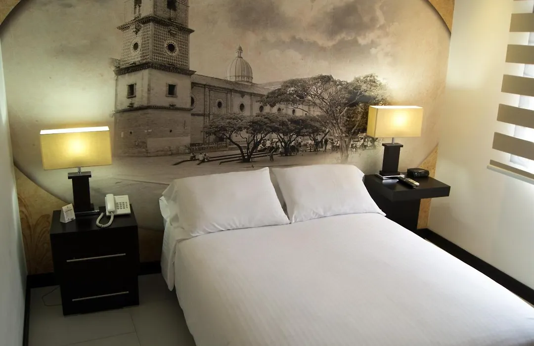 Hotel Puerta de San Antonio-1
