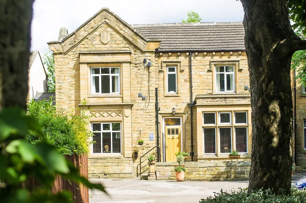 Wakefield Limes Lodge-1
