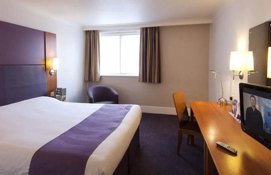 Premier Inn Helston-1