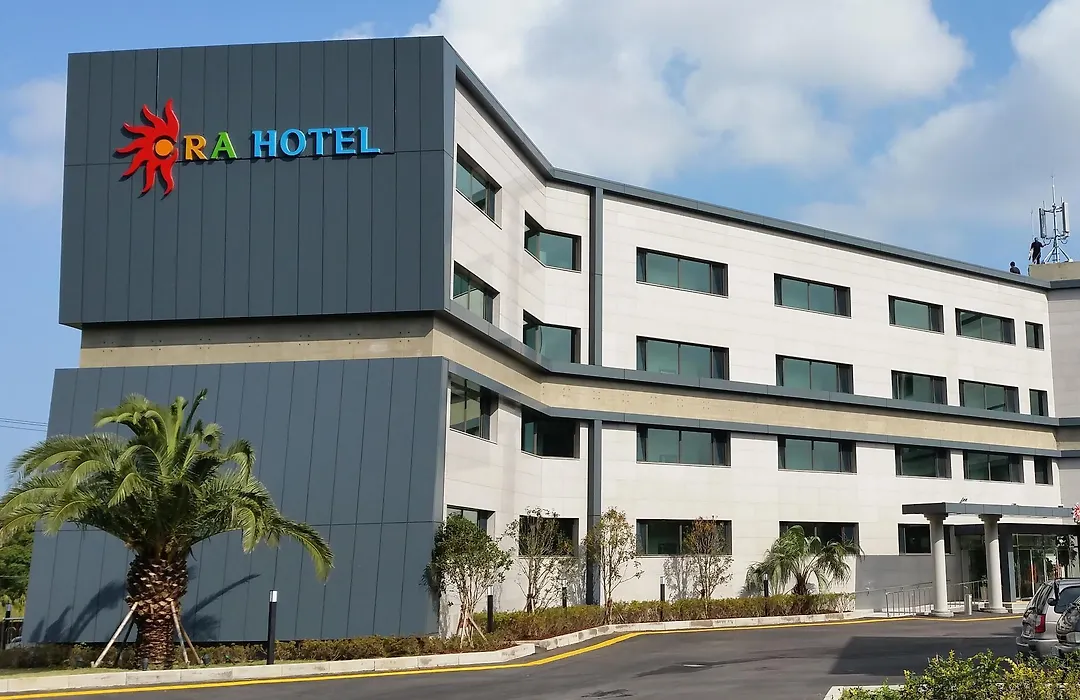 Ra Tourist Hotel-1