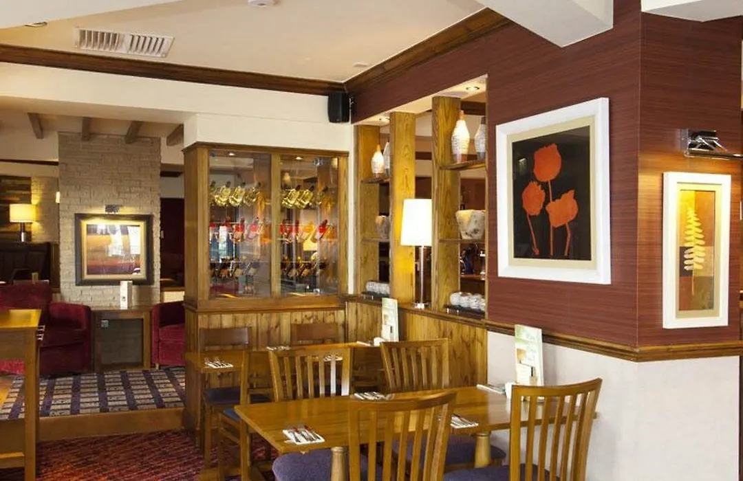 Premier Inn Newmarket-1