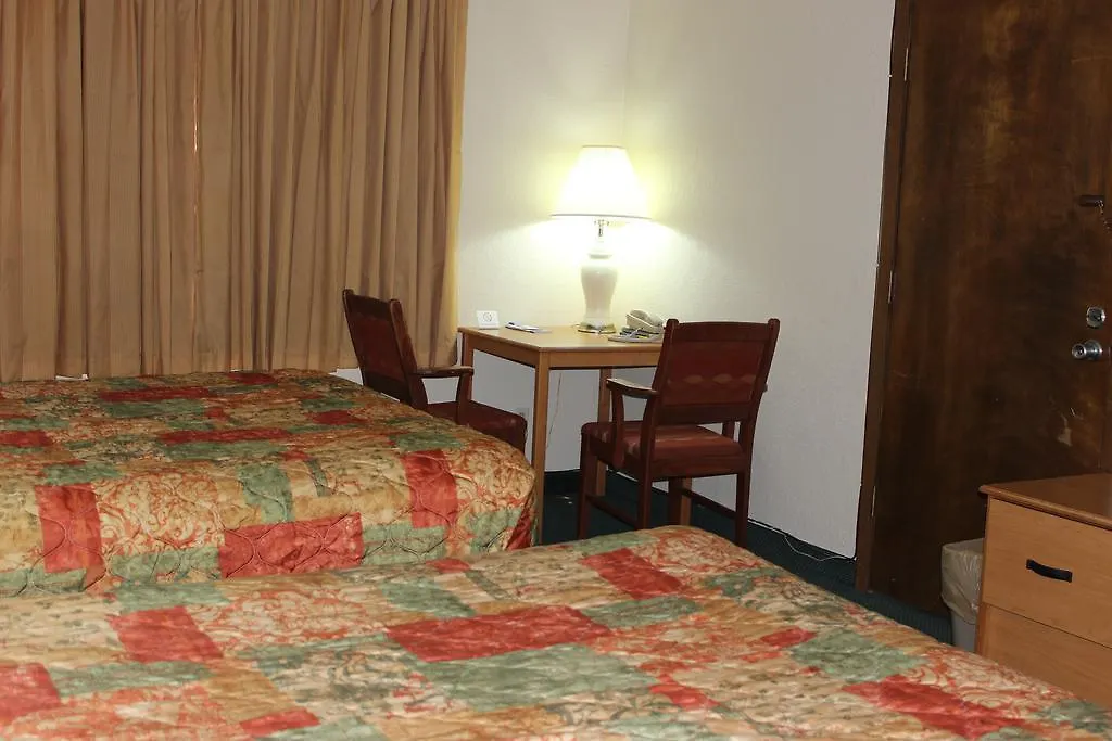 Americas Best Value Inn Grand Forks-1