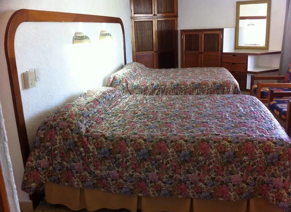 Hotel Tenisol-1
