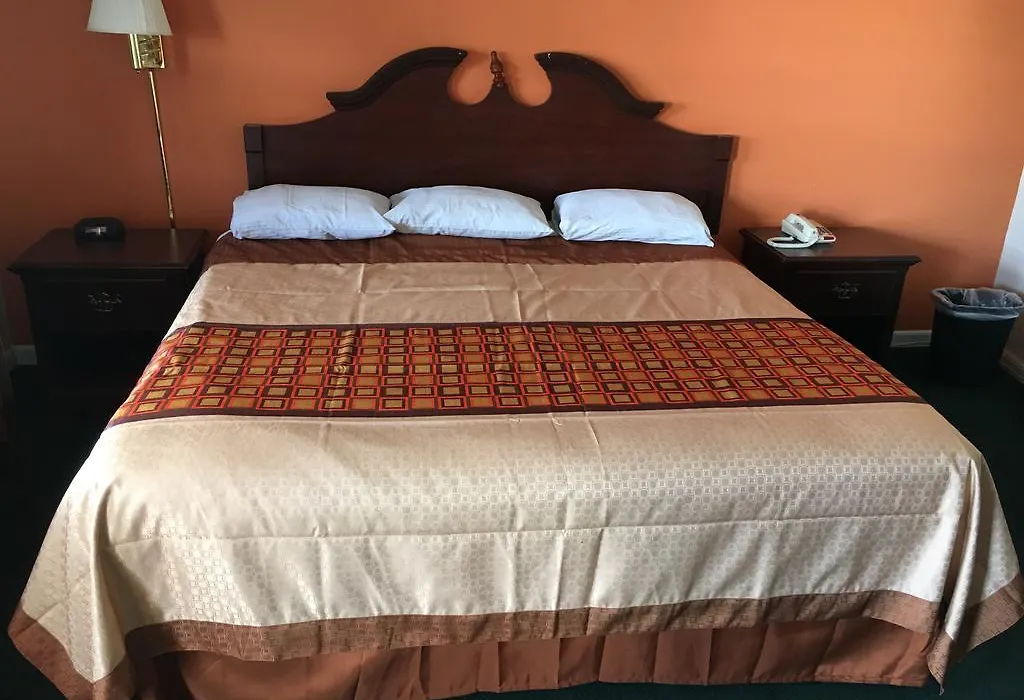 Nassau Holiday Motel-1