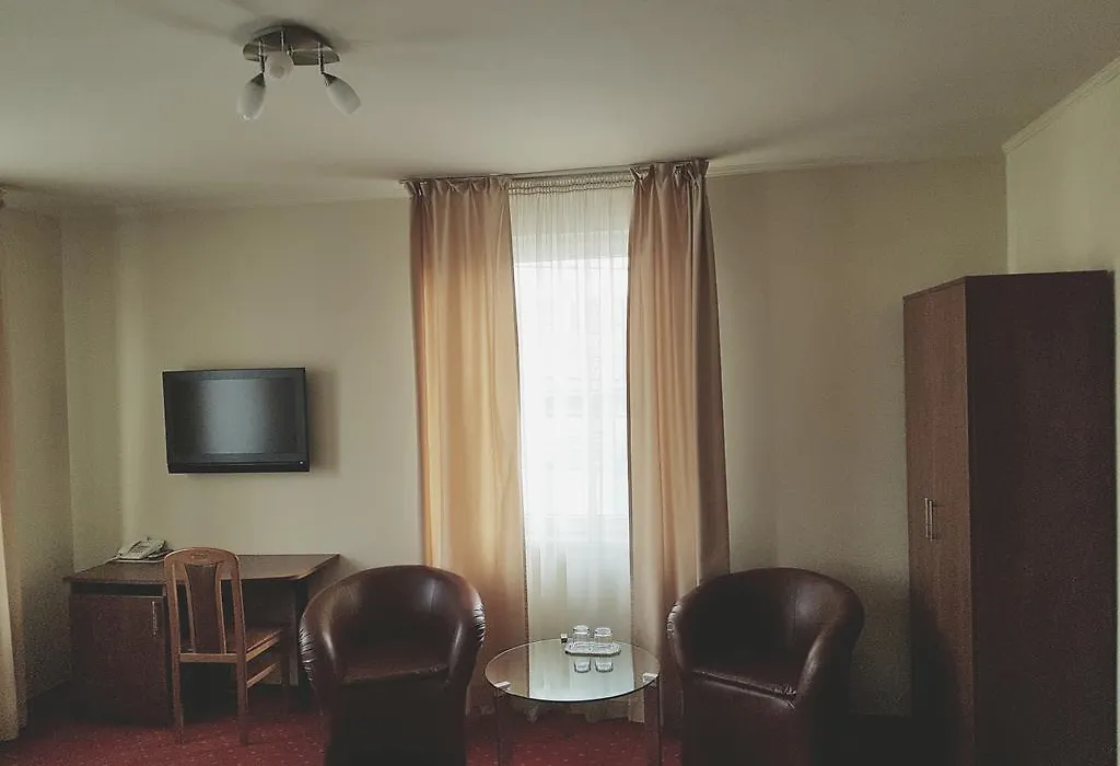 Hotel Iris-1