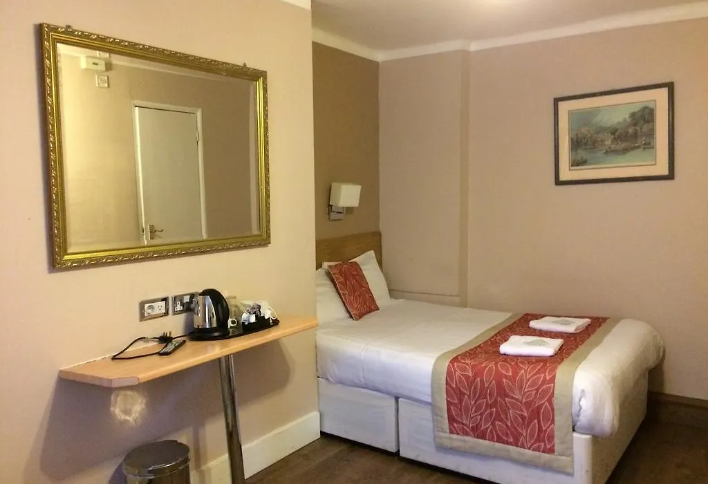 The Grapevine Hotel-1