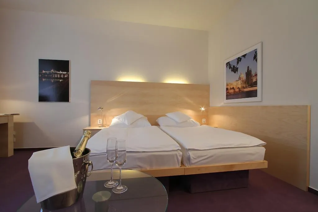 Hotel DAP-1