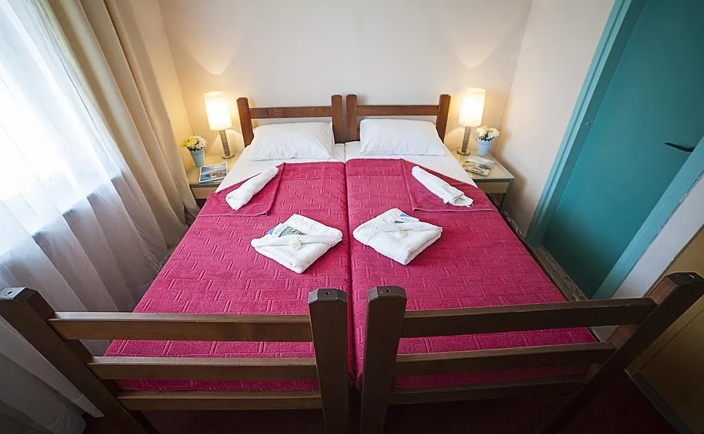 Hotel Bip-1