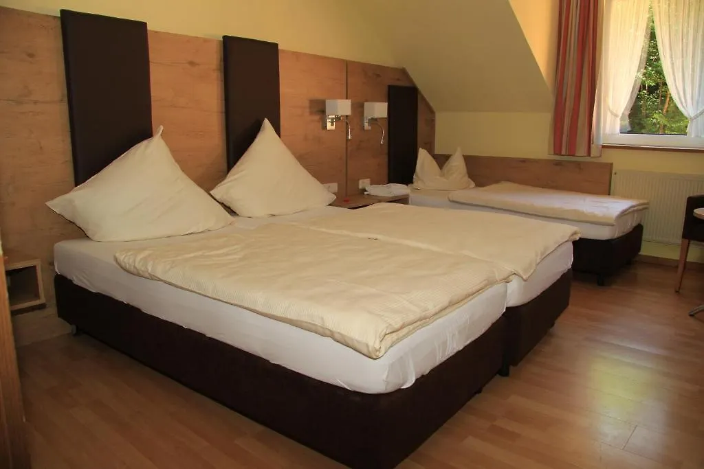 Waldhotel Albachmühle mit Albacher Stuben-1