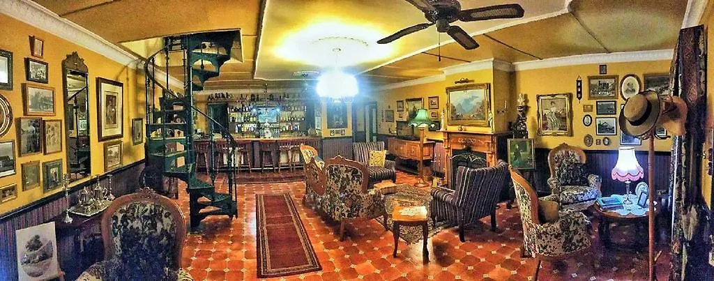 A Pilgrims Rest Guest House In Graskop-1