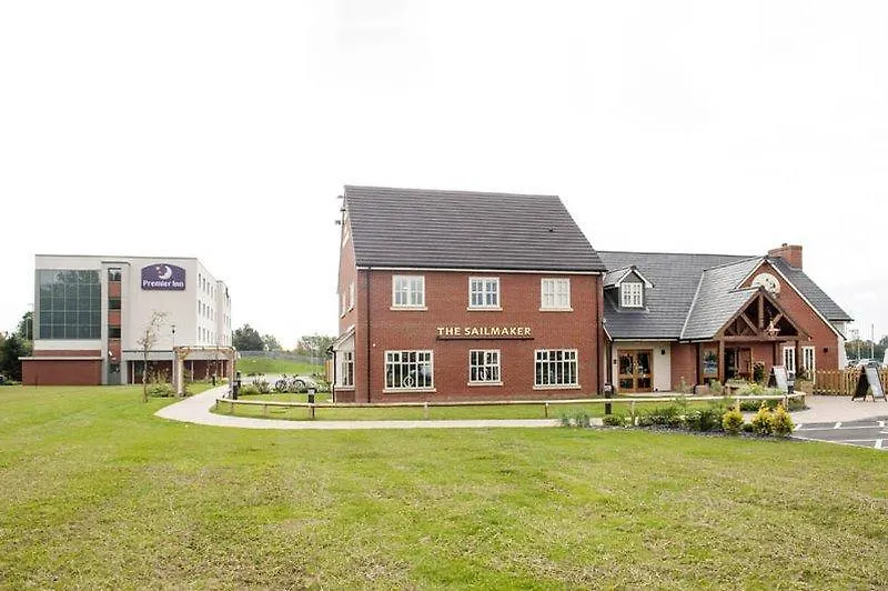 Premier Inn Gosport-1