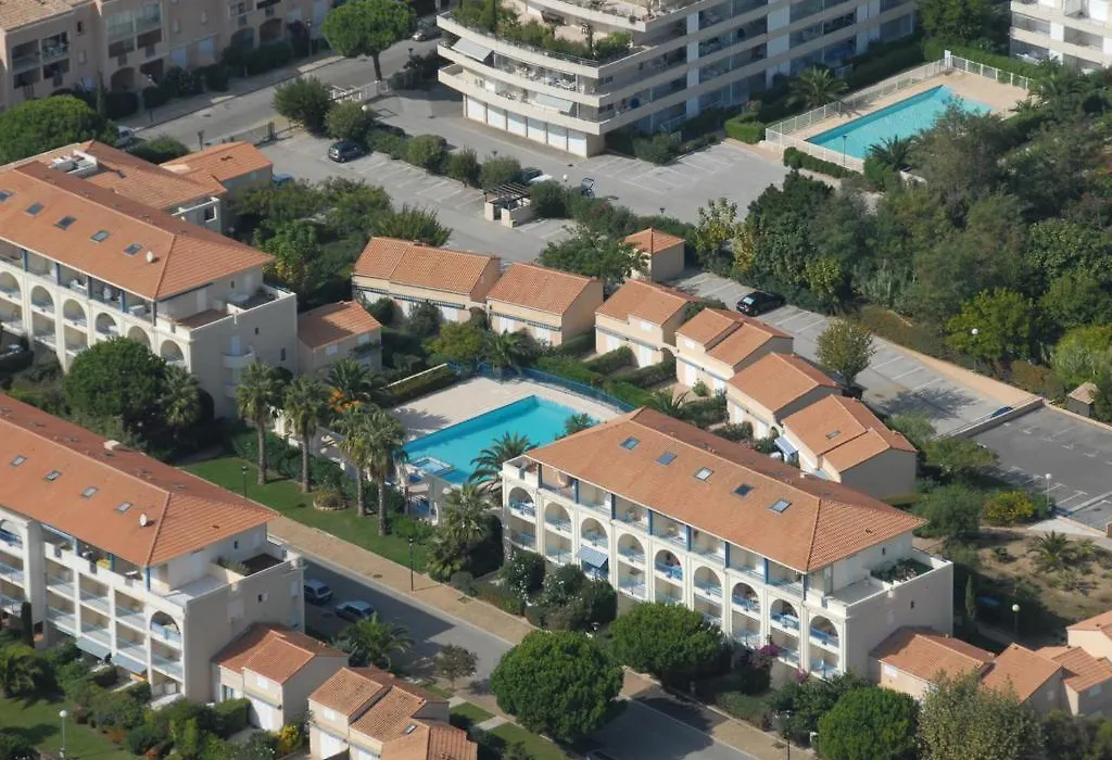 Lagrange Vacances Le Domaine d’Azur et Tahiti Park-1