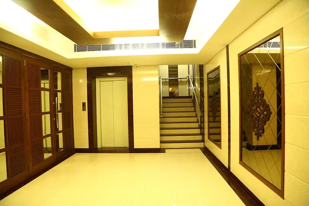 Hotel Park Grand-1