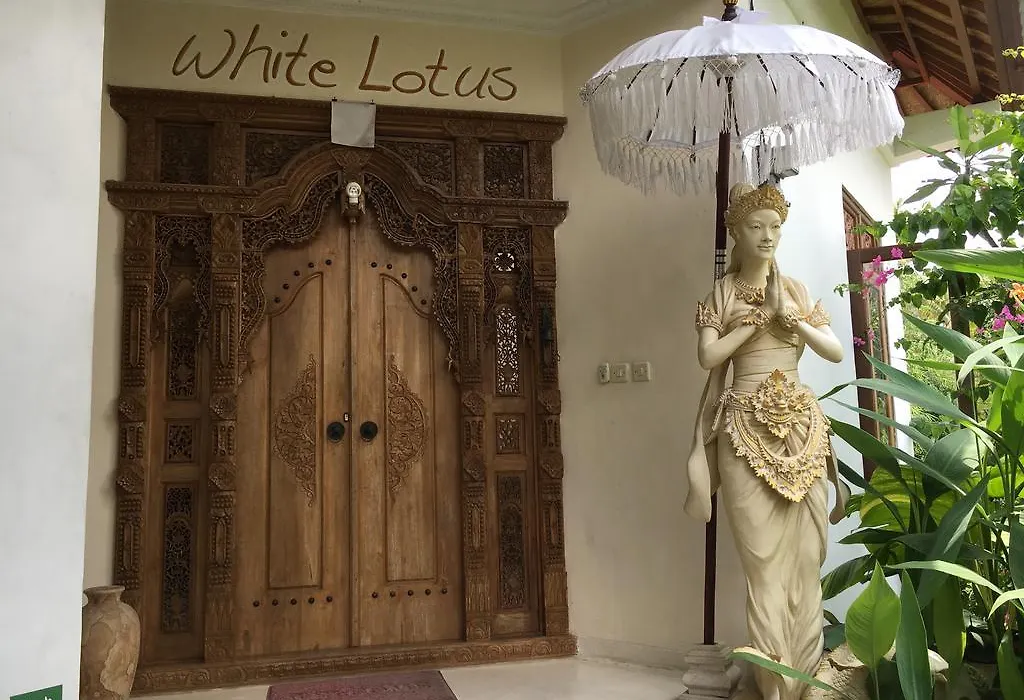 White Lotus Oasis-1