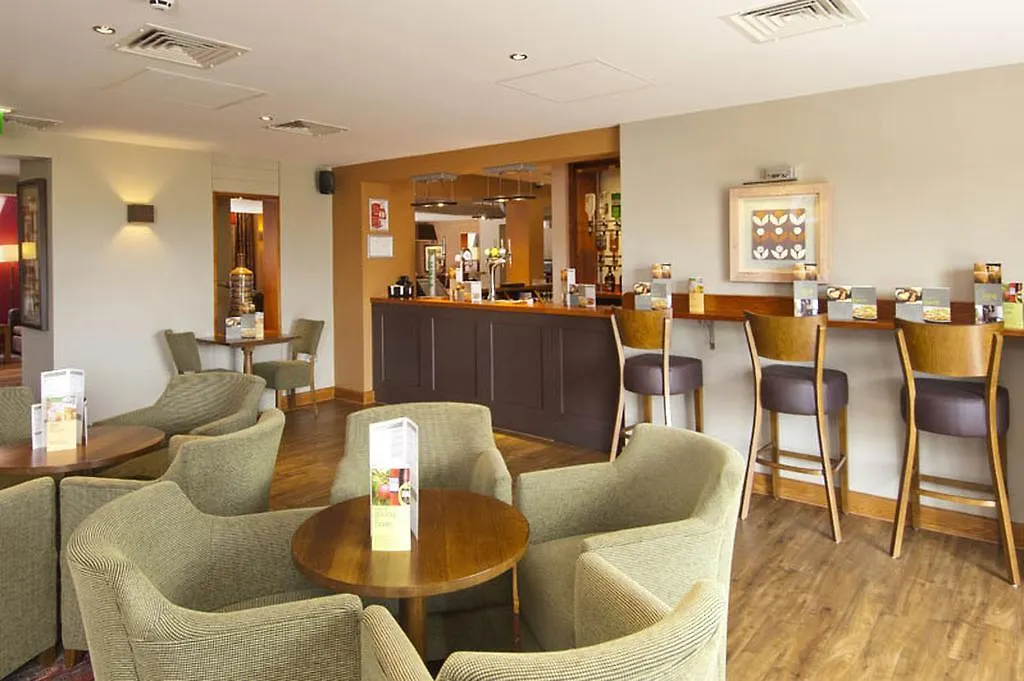 Premier Inn Manchester Bury-1