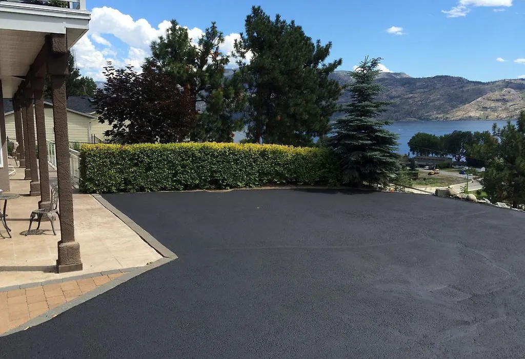 Heart Of Peachland-1