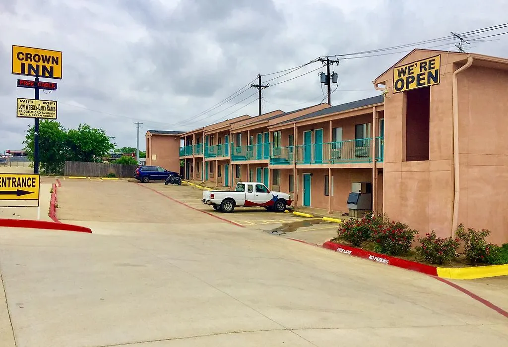 Crown Inn Grand Prairie-1